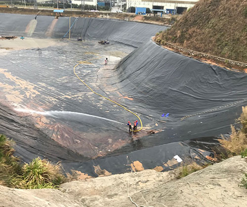 兴平废水池清理